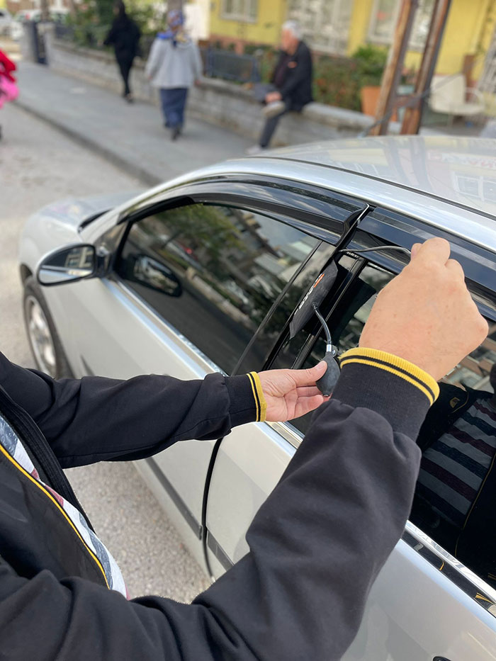 Beylikdüzü Oto Kilitçisi